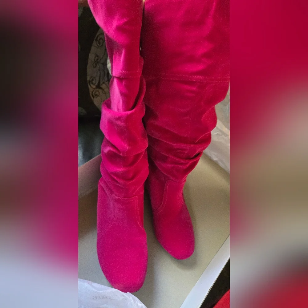 HOST PICK 🎉🎊 Shoe Dazzle NIB women's Pink Suede Boots sz8 - Picture 6 of 12